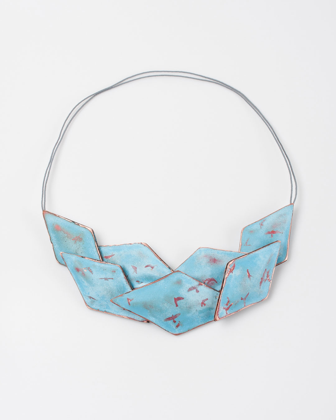 Nicole Beck, My Blue Sky, 2018, necklace; copper, enamel, silver, 200 x 65 x 25 mm, €1650