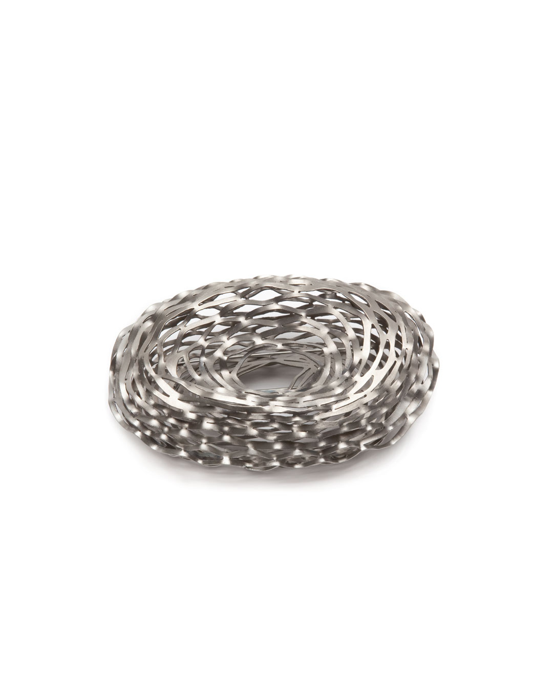 Antje Bräuer, untitled, 2010, brooch; titanium, stainless steel, 79 x 120 x 55 mm, €1020