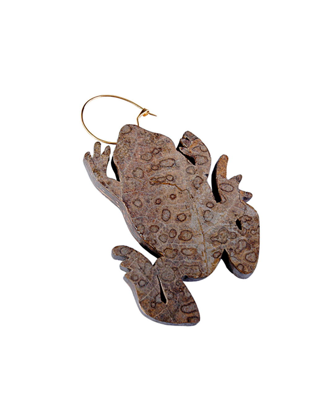 Carmen Hauser, Kröte (Toad), 2012, brooch; fig leaf, resin, gold, 100 x 65 mm, €1090