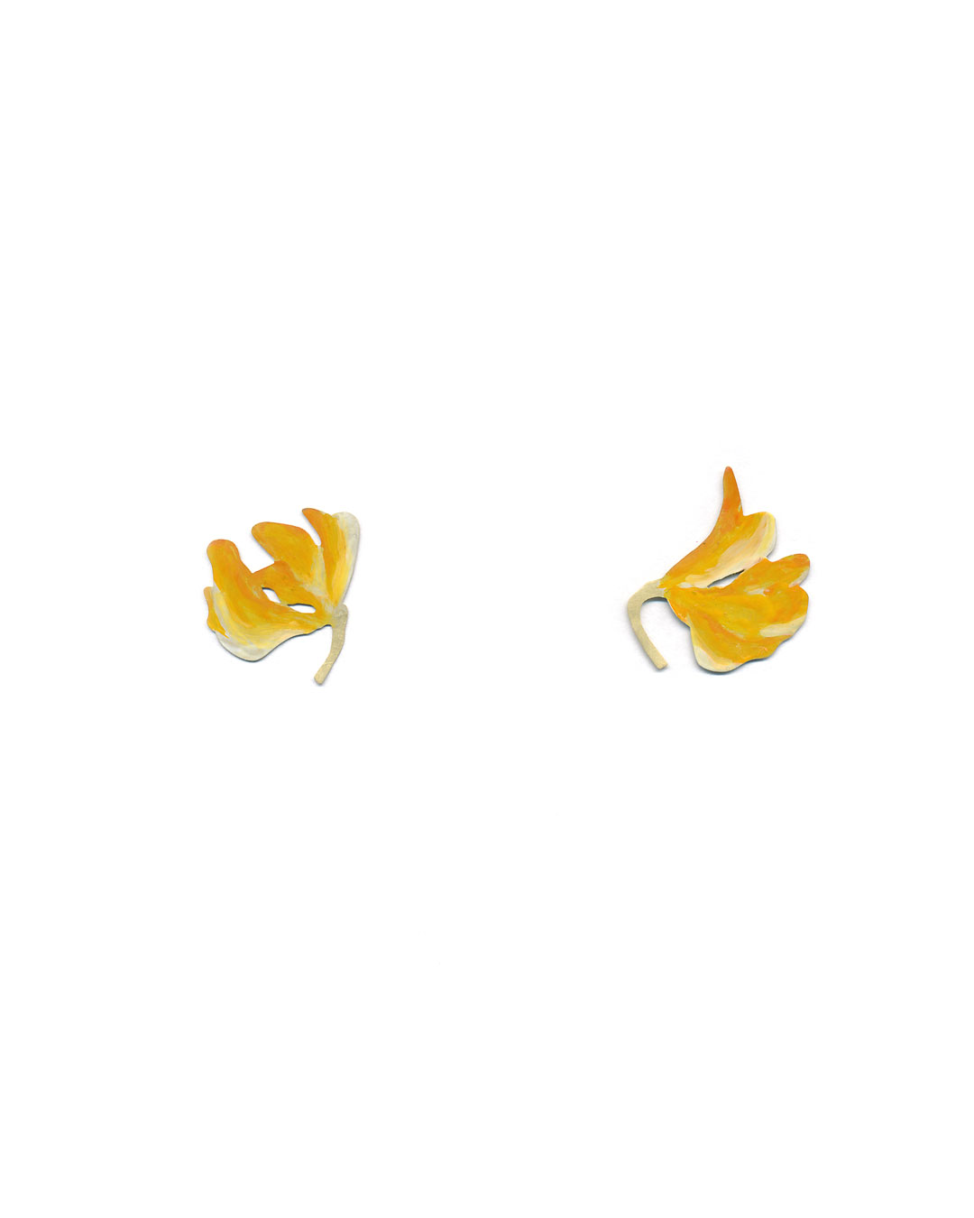 Christopher Thompson Royds, Natura Morta: Meadow Vetch, 2016, stud earrings; 18ct gold, hand-painted, 20 x 21 mm, €750