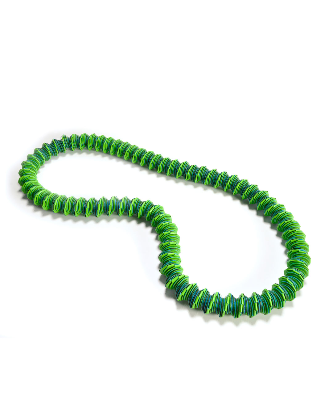 Nel Linssen, untitled, 1999, necklace; plastic-coated paper, 350 x 150 x 20 mm, €950