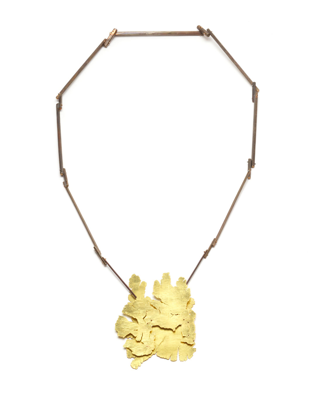 Stefano Marchetti, untitled, 2018, pendant; gold, shibuichi, 430 x 180 x 18 mm, price on request