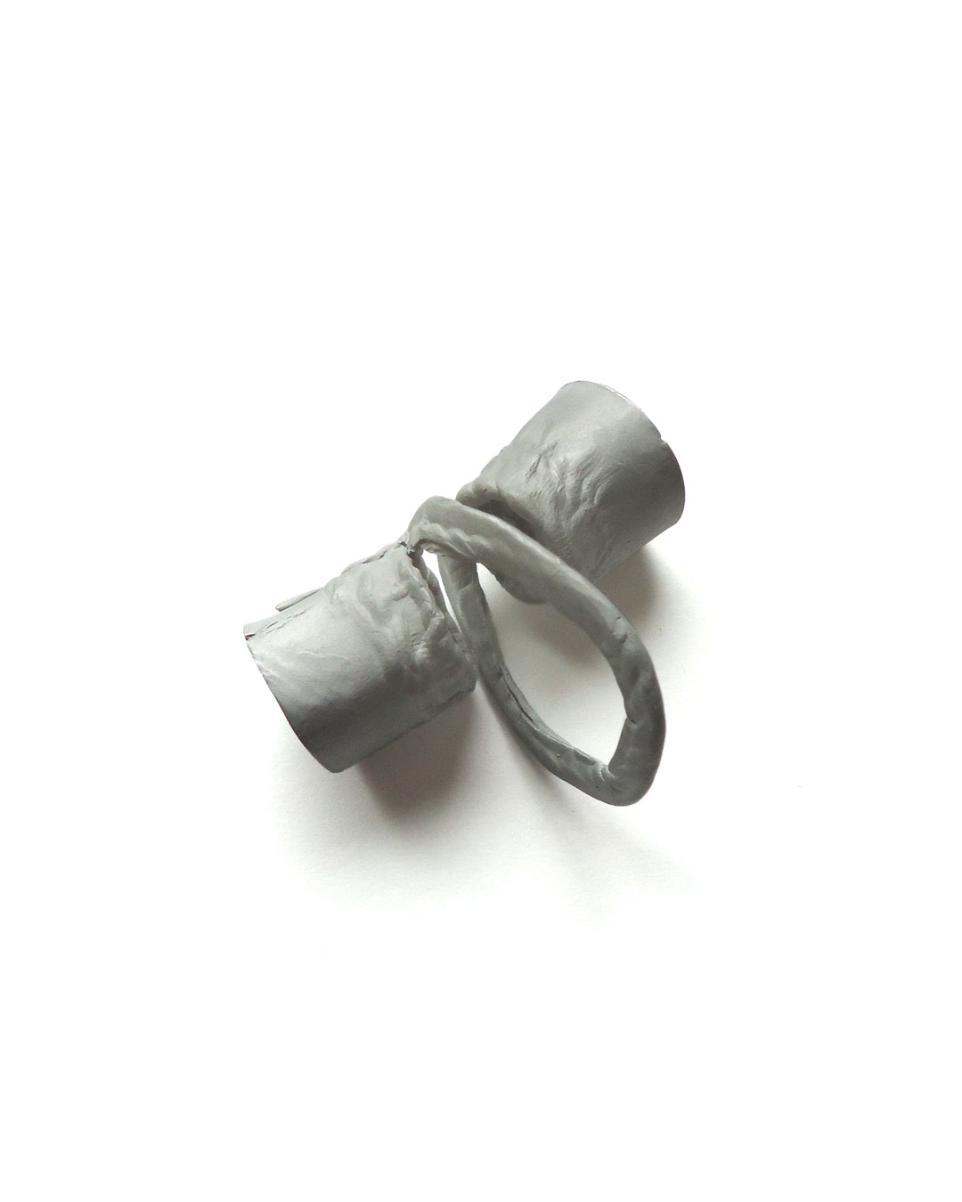 Dana Seachuga, Rebellious-Spring-Ring 4, 2015, ring; aluminium, titanium, 50 x 45 x 20 mm, €395
