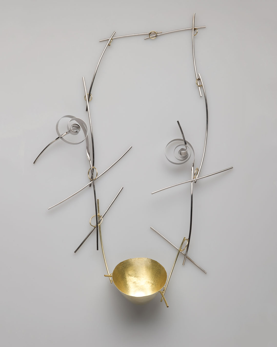 Andrea Wippermann, Japanischer Garten I (Japanese Garden I), 2011, necklace; gold, high-grade steel, 360 x 210 x 50 mm, €4600