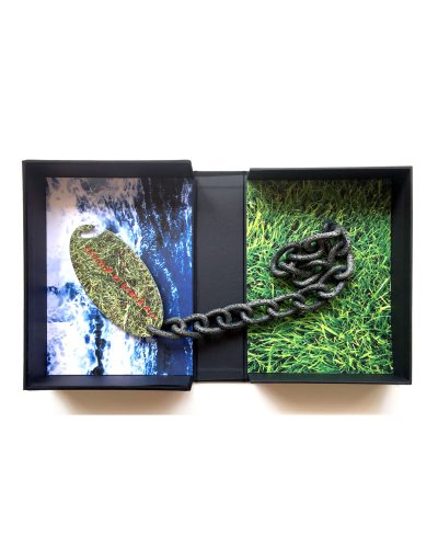 Jonathan Boyd, Grass is Greener…, necklace, silver, UV printed aluminium, lacquer, steel, 300 x 300 x 30 mm, €7000