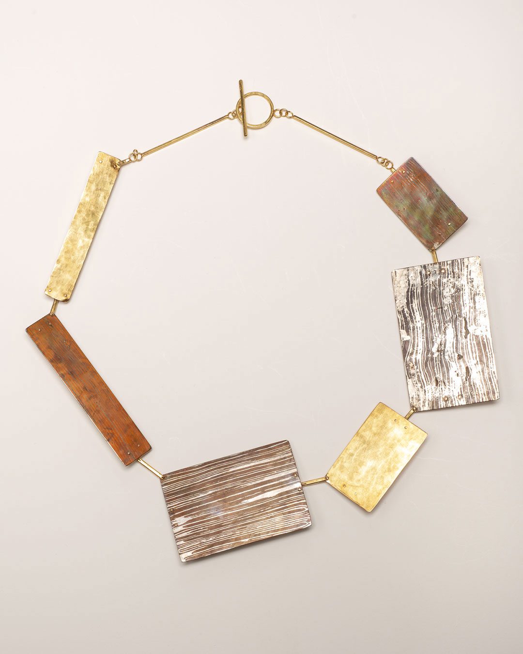 Stefano Marchetti, untitled, 2018, necklace, gold, silver, copper, 205 x 170 x 10 mm